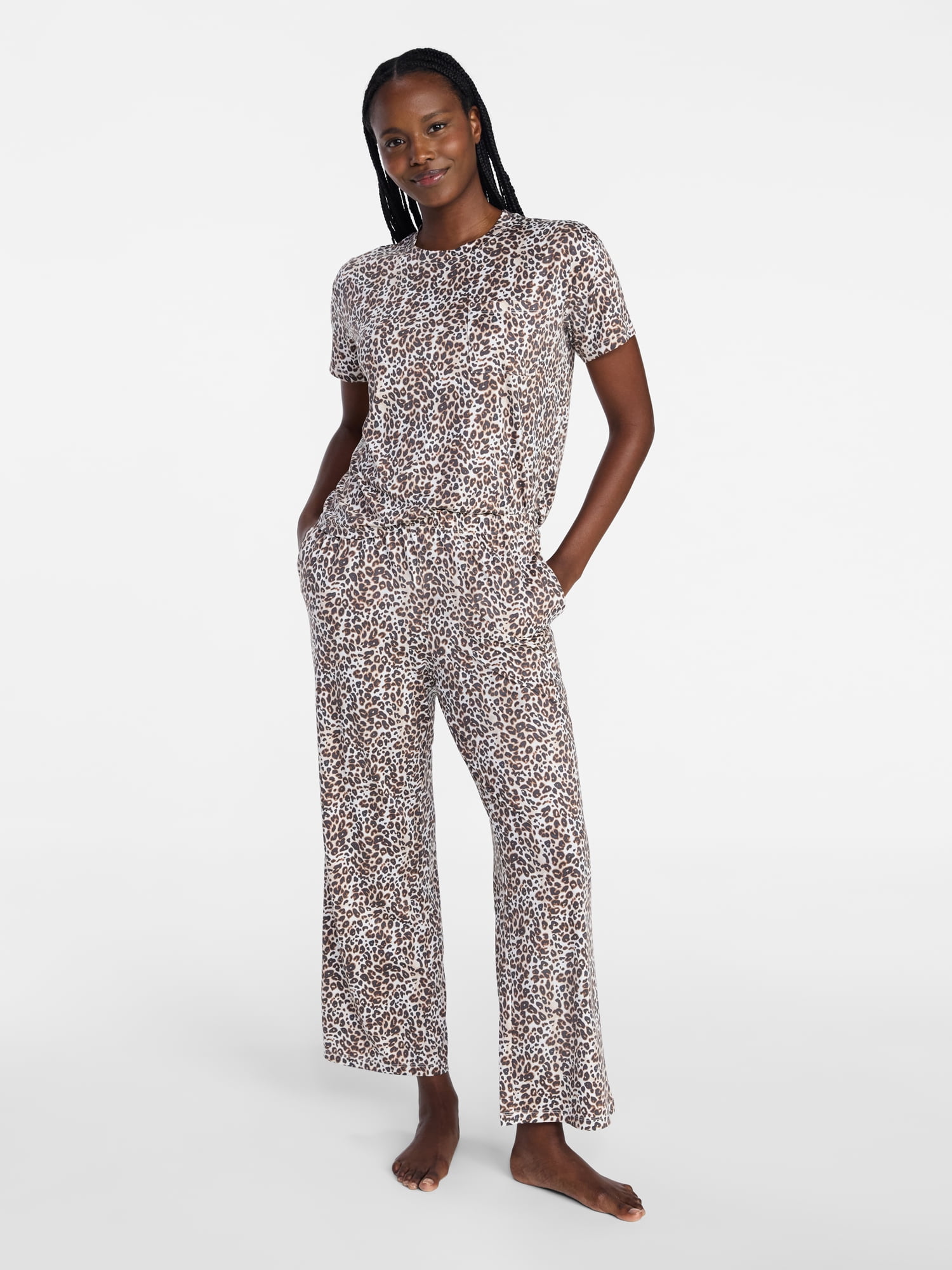 Joyspun Women's Dreamy Soft Collection Short Sleeve Sleep Top and Open Leg Pants Pajama Set, 2-Piece, Sizes XS-3X