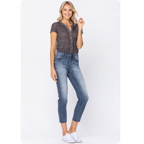 JUDY BLUE High-Rise Raw Hem Relaxed Fitting Jeans