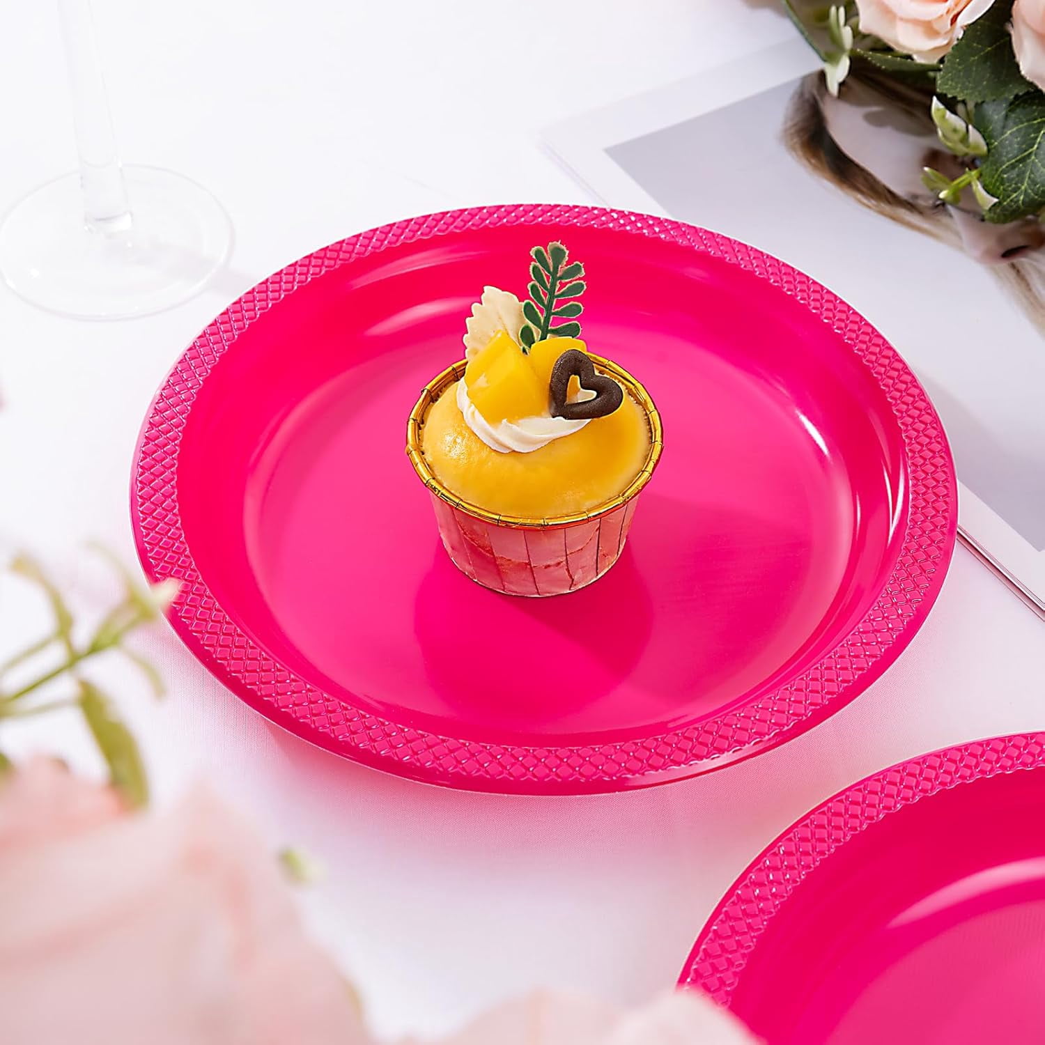 JUNXIAO-Hot Pink Party Plates 7 Inch -150 Count, Plastic Disposable ...