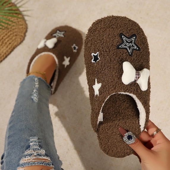 JUSLIO Slippers for Women Closed Toe Slide Slip On Fuzzy Plush Flat Sole Non Slip Indoor House Slippers Brown