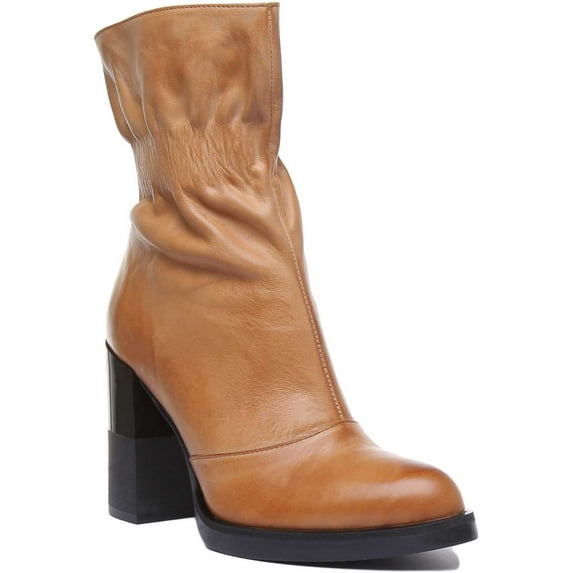 JUSTINREESS Harmonee Women's Rugged Leather Pull On Boot In Tan Size 10