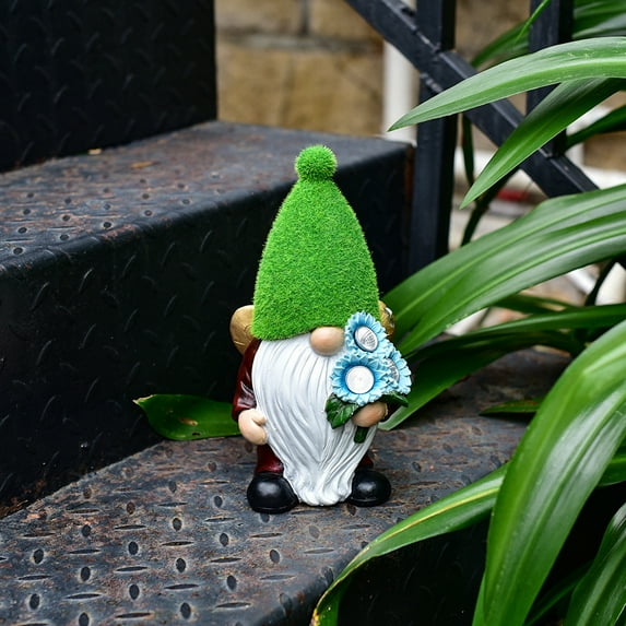 JVBTVB Solar Powered Garden Gnome Statue with LED Wreath – Weatherproof Outdoor Decor for Patio, Yard, Balcony, Front Porch – Auto-Lights at Night, Scandinavian Design