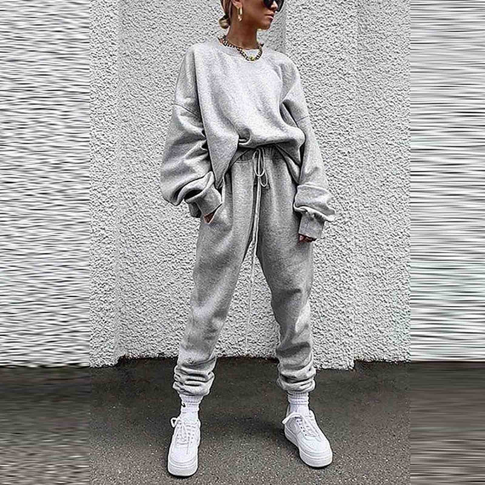 warm tracksuit with high and low top