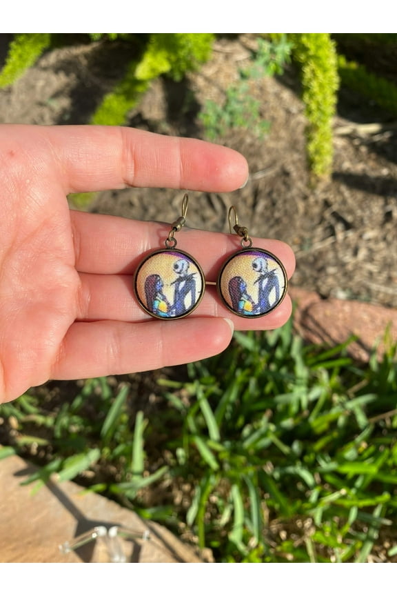 Jack and Sally Nightmare Before Christmas Halloween Novelty Gift Dangle Earrings