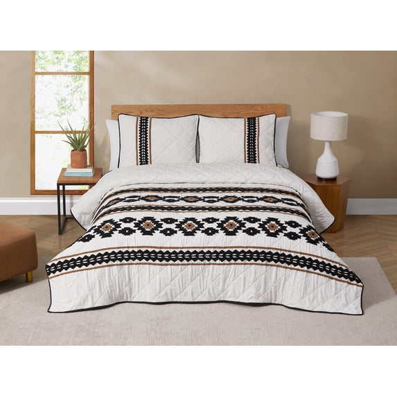Jackson Boho Tufted Embroidery Tan/Black 3-Piece All-Season Reversible Soft Microfiber Quilt Set - King