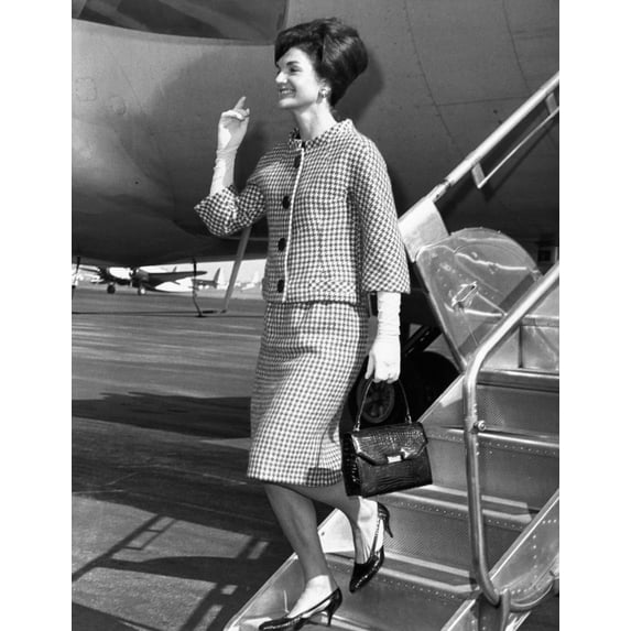 Jacqueline Kennedy Deplanes In New York City. She Would Receive A Citation For Her Contribution To Culture And The Arts From New York University'S Institute Of Fine Arts. Oct. 17 History (18 x 24)