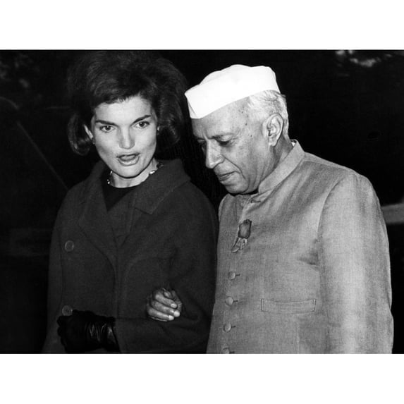 Jacqueline Kennedy History (36 x 24)