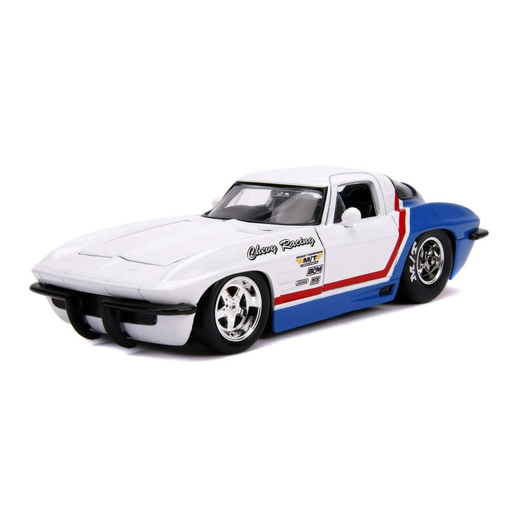 Jada Toys 1963 Chevrolet Corvette Stingray with Red Stripe