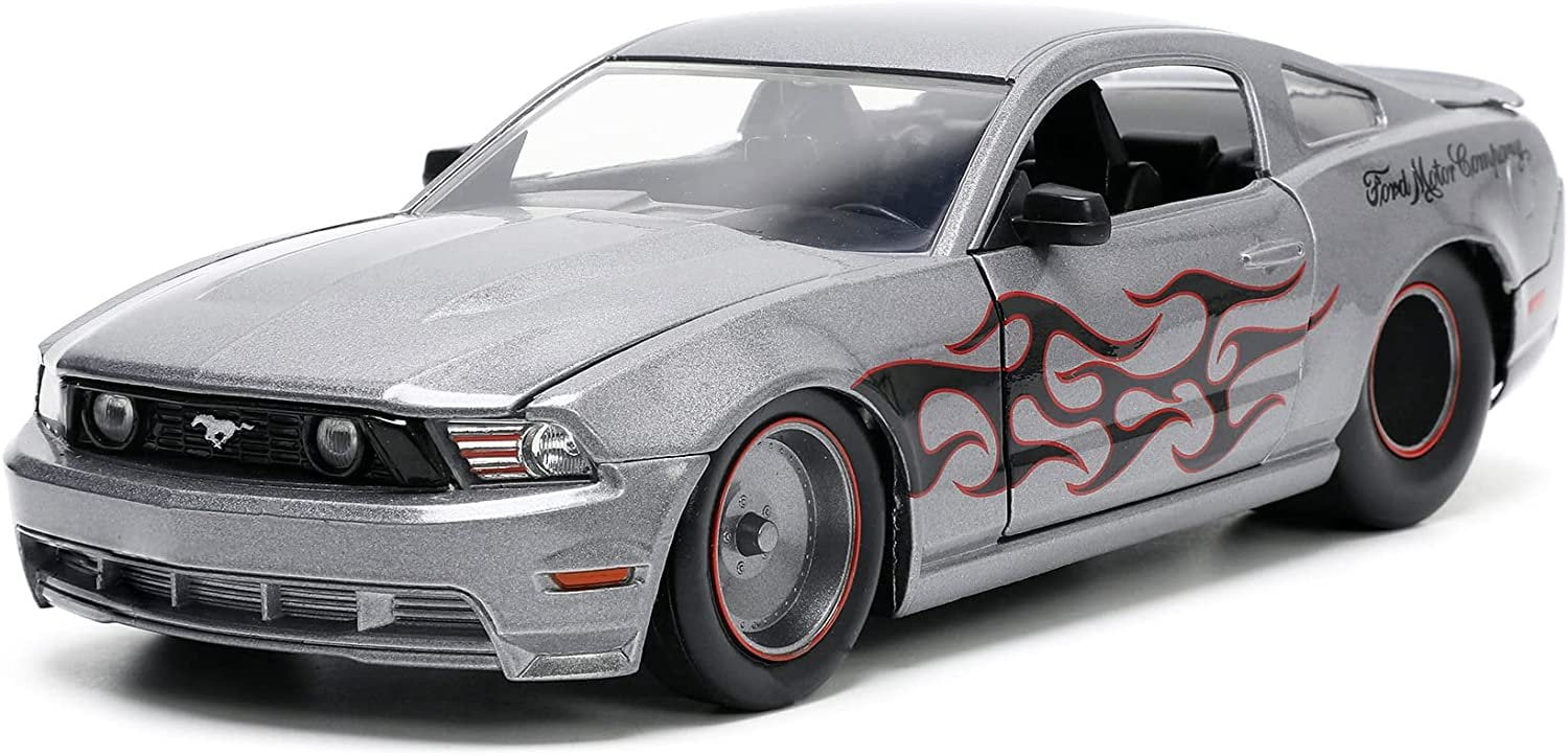 Jada Toys Big Time Muscle 1:24 2010 Ford Mustang GT Die-cast Car, Toys for Kids and Adults(Selections May Vary)