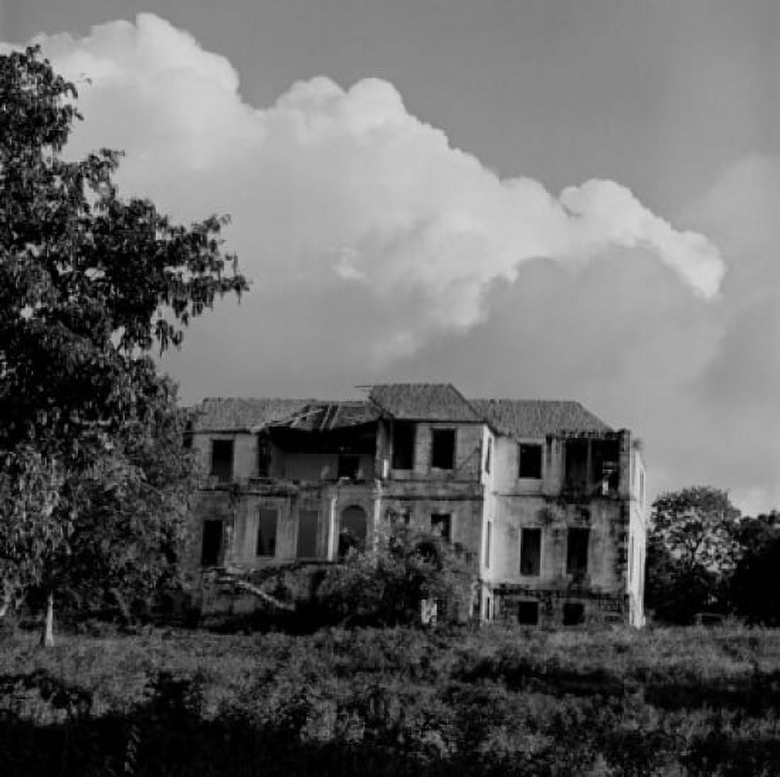 Jamaica ruins of abandoned house Canvas Art - (18 x 24)