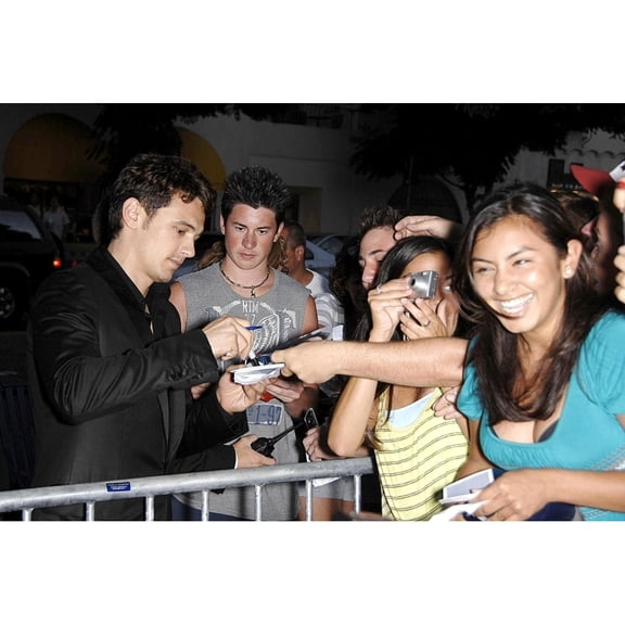 James Franco At Arrivals For Premiere Of The Pineapple Express Mann'S Village Theatre In Westwood Los Angeles Ca