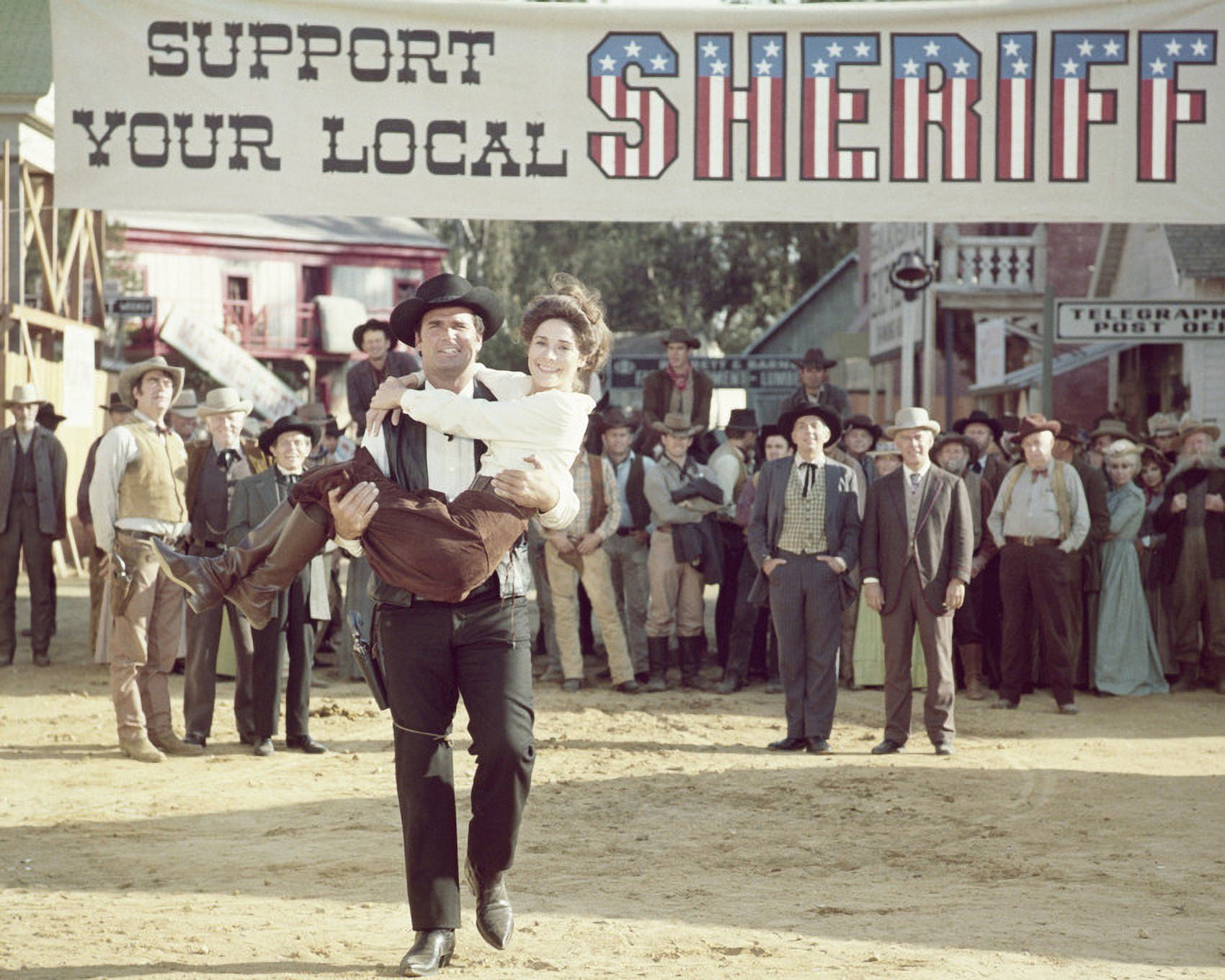 James Garner And Joan Hackett In Support Your Local Sheriff! 24X36