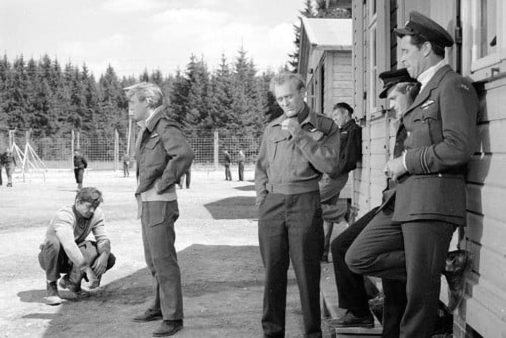 James Garner, Charles Bronson, James Coburn, David McCallum, Gordon