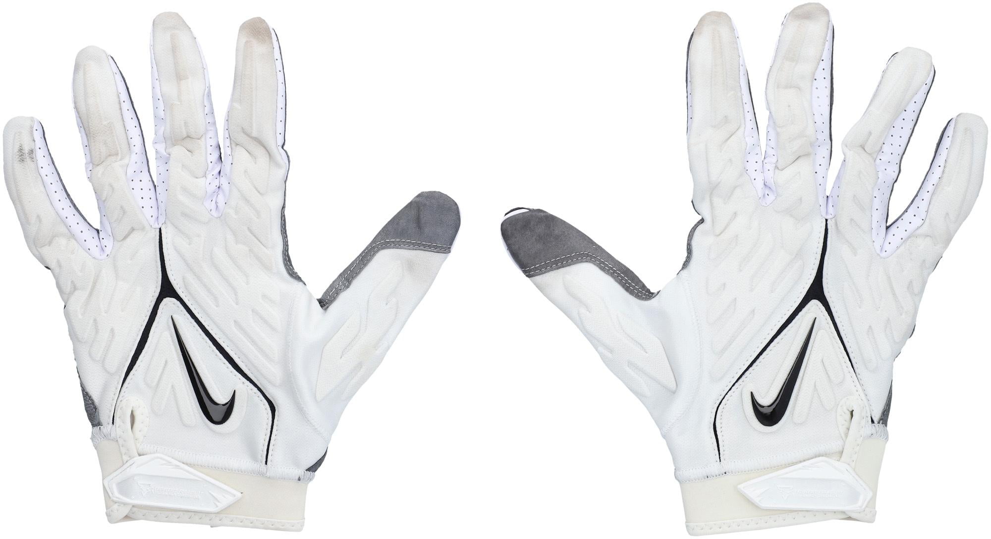 James Hudson III Cleveland Browns Game-Used White Gloves vs. Buffalo Bills on November 20, 2022 - Fanatics Authentic Certified