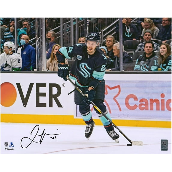 Jamie Oleksiak Seattle Kraken Autographed 16" x 20" Navy Passing Photograph - Fanatics Authentic Certified