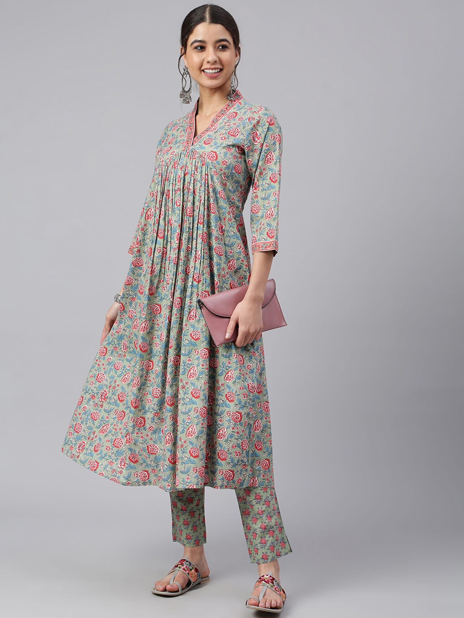 Janasya Women's Sage Green Cotton Blend Floral Printed Anarkali Kurta Set