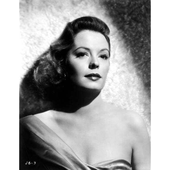 Jane Greer Leaning on Wall Portrait Photo Print (8 x 10)