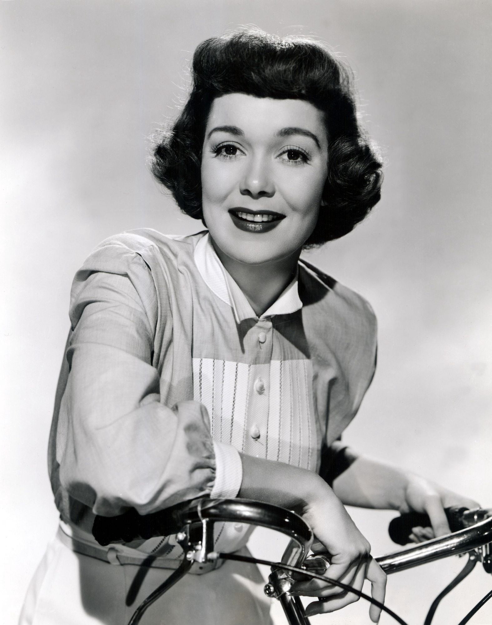 Jane Wyman Canvas Art - (16 x 20)