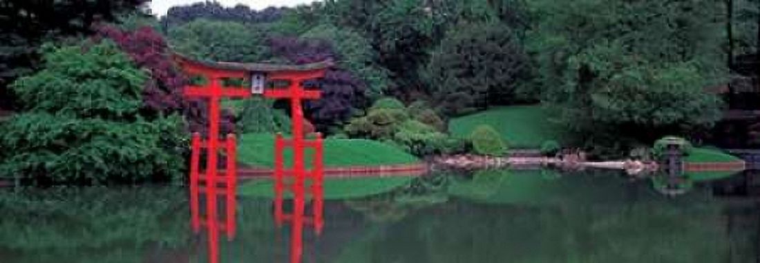 Japanese Garden Canvas Art - Richard Berenholtz (10 x 20)