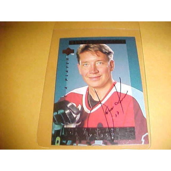 Jari Kurri certified autograph 1995-96 Be A Player card Edmonton Oilers
