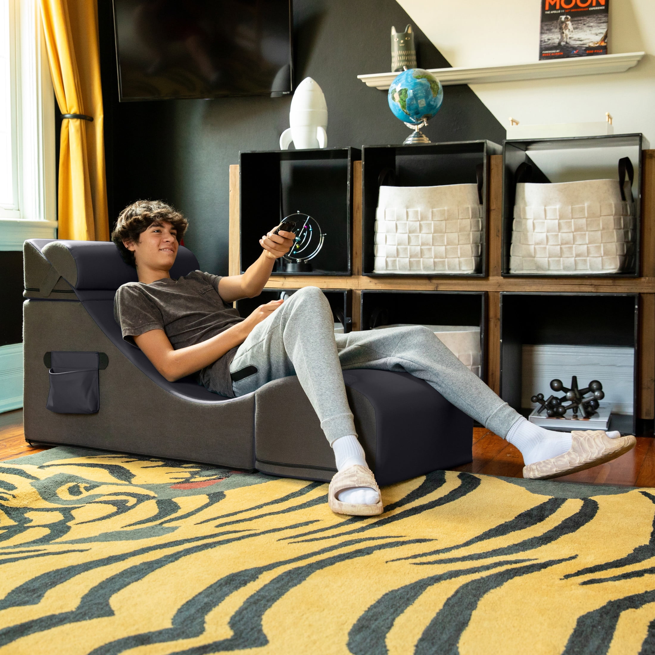 Jaxx Flexx V-Tex Convertible 3 in 1 Gamer Chair, Table, & Ottoman w/ Adjustable Headrest & Pocket - Vinyl Black