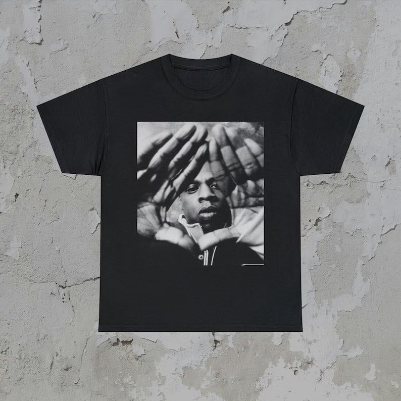 Black Rapper Tee Jay-Z | 90s Hip H00p Cl00thing | | Classic Fit | Vintage Rapper Unisex ...