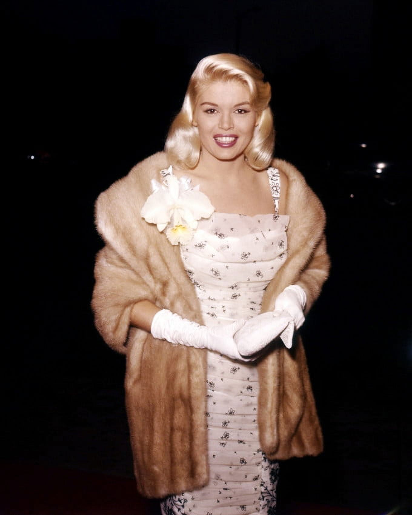 Jayne Mansfield Rare Candid In Hollywood With Fur Coat 1950'S 24x36 Classic  Hollywood Poster - Walmart Business Supplies, image size:1360x1700