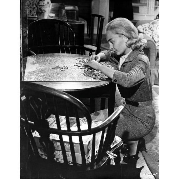 Jean Simmons squatting In front of the Table while Playing a Puzzle in Grey Tweed Suit Dress and Grey Tweed Linen Pencil Skirt with Black Shoes Photo Print (8 x 10)