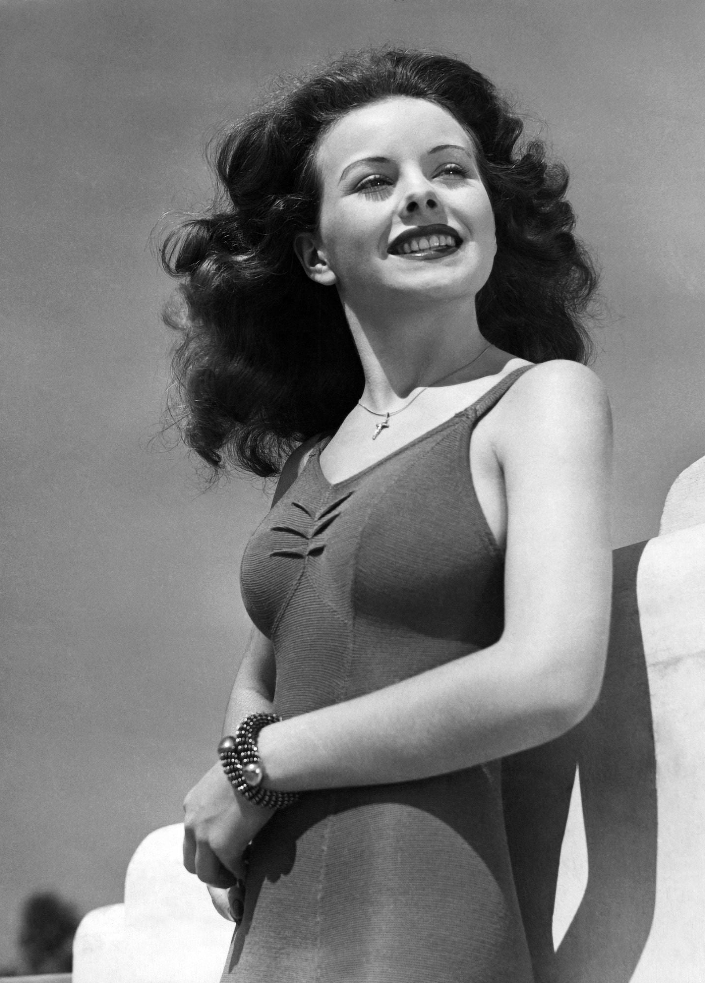 Jeanne Crain Canvas Art - (16 x 20)