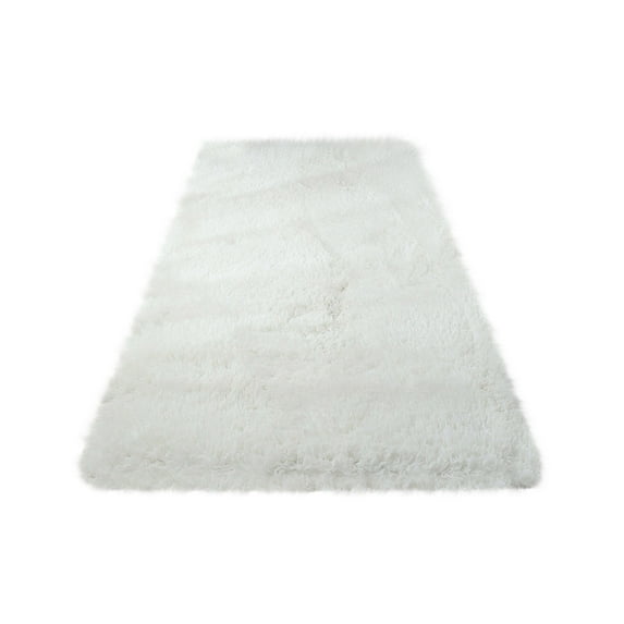 JeashCHAT Fluffy Area Rug for Bedroom Living Room, 2.6x5.2 Feet Rectangle Shaggy Bedside Rug, Modern Ultra Soft Indoor Solid Runner Rug, Hallway Plush Carpet for Nursery Playroom, White