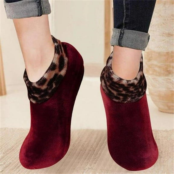 JeashCHAT Indoor Non-Slip Thermal Socks Indoor Ladies Floor Socks Women Winter Fuzzy Socks Non-Falling Thickening Socks for Yoga Pilates Dance