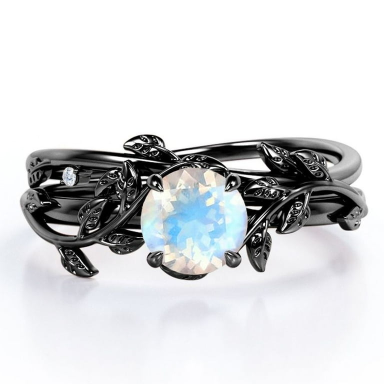 Intricate vintage moonstone ring discount
