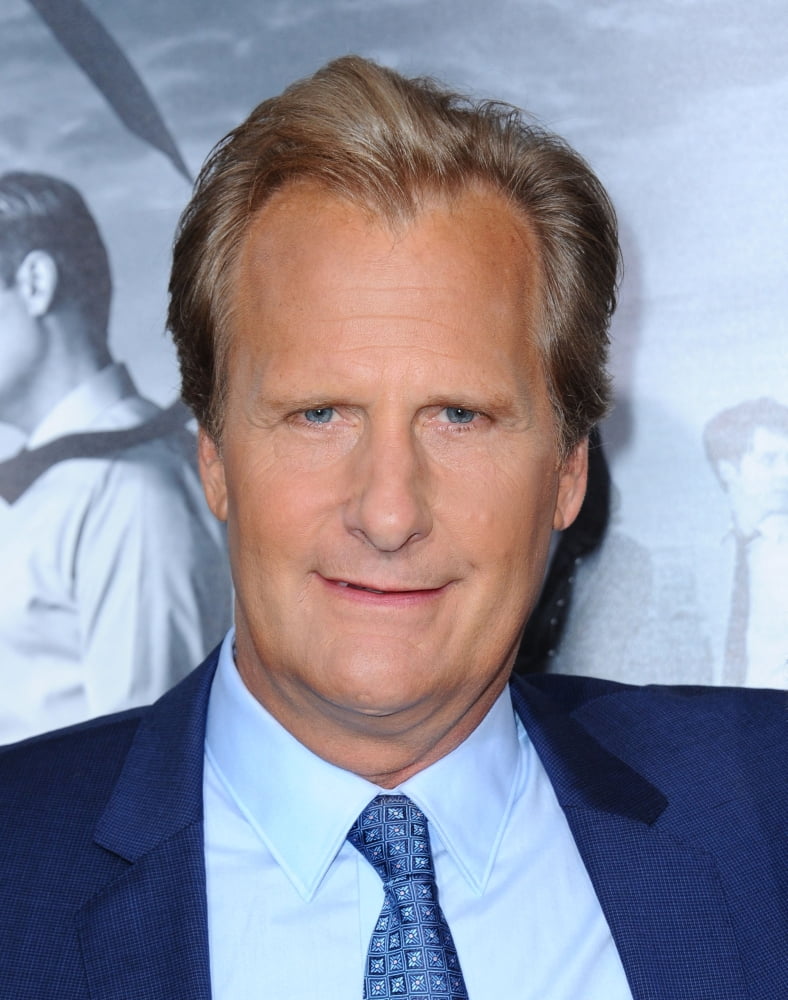 Jeff Daniels At Arrivals For Premiere Of Season 2 Of HboS The Newsroom Canvas Art -  (16 x 20)
