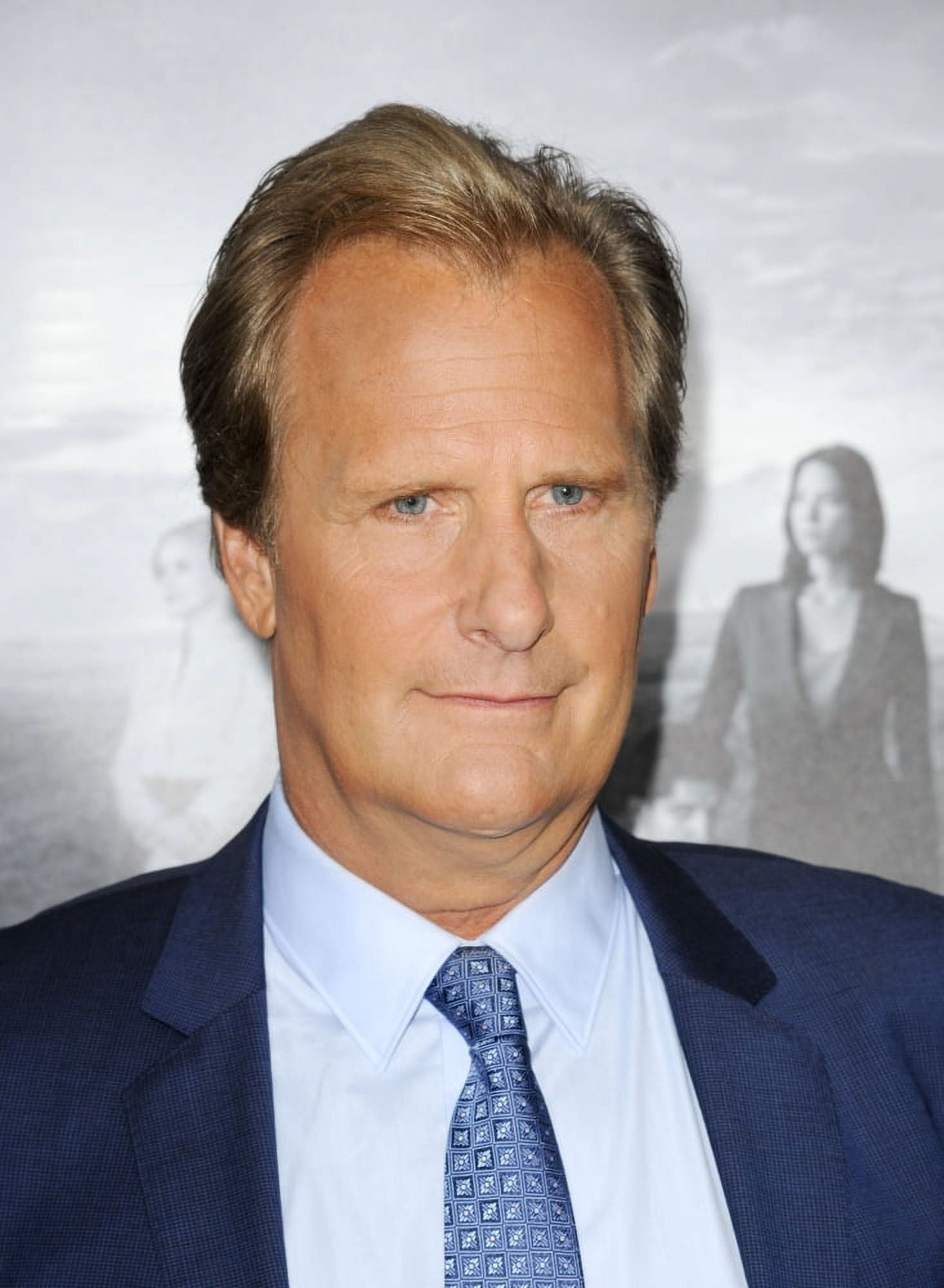 Jeff Daniels At Arrivals For Premiere Of Season 2 Of HboS The Newsroom Canvas Art -  (16 x 20)