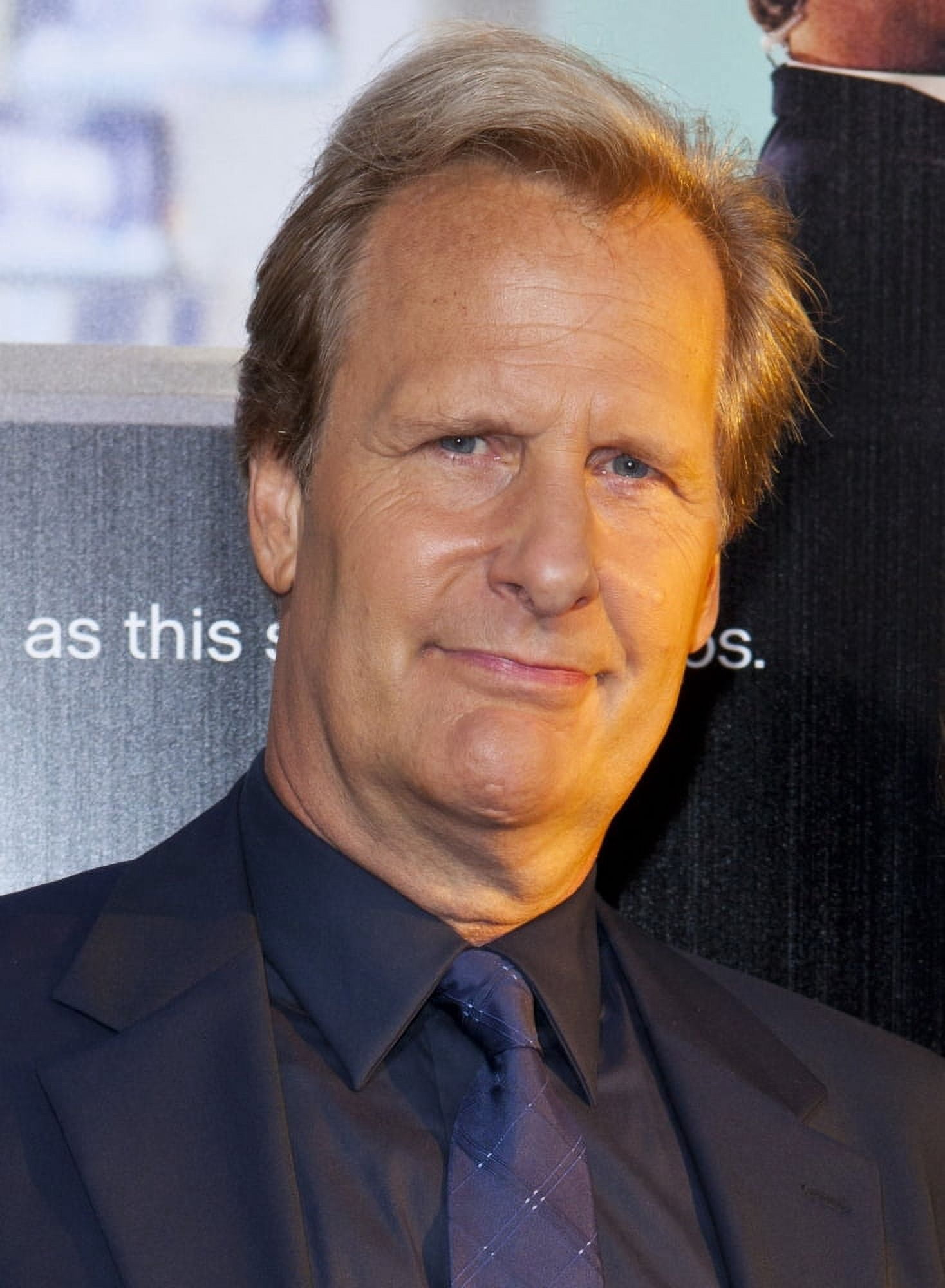 Jeff Daniels At Arrivals For The Newsroom Premiere Canvas Art - (16 x 20)