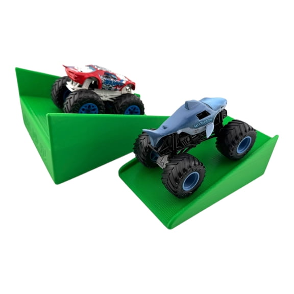Jeff Did It - Hot Wheels Style Monster Truck / Car - Free Style 2 Lanes Wide - Green 2 Lane Medium MT Jump w/ Landing Ramp Free Style 1:64 Scale - Anti-Slip Rubber Feet