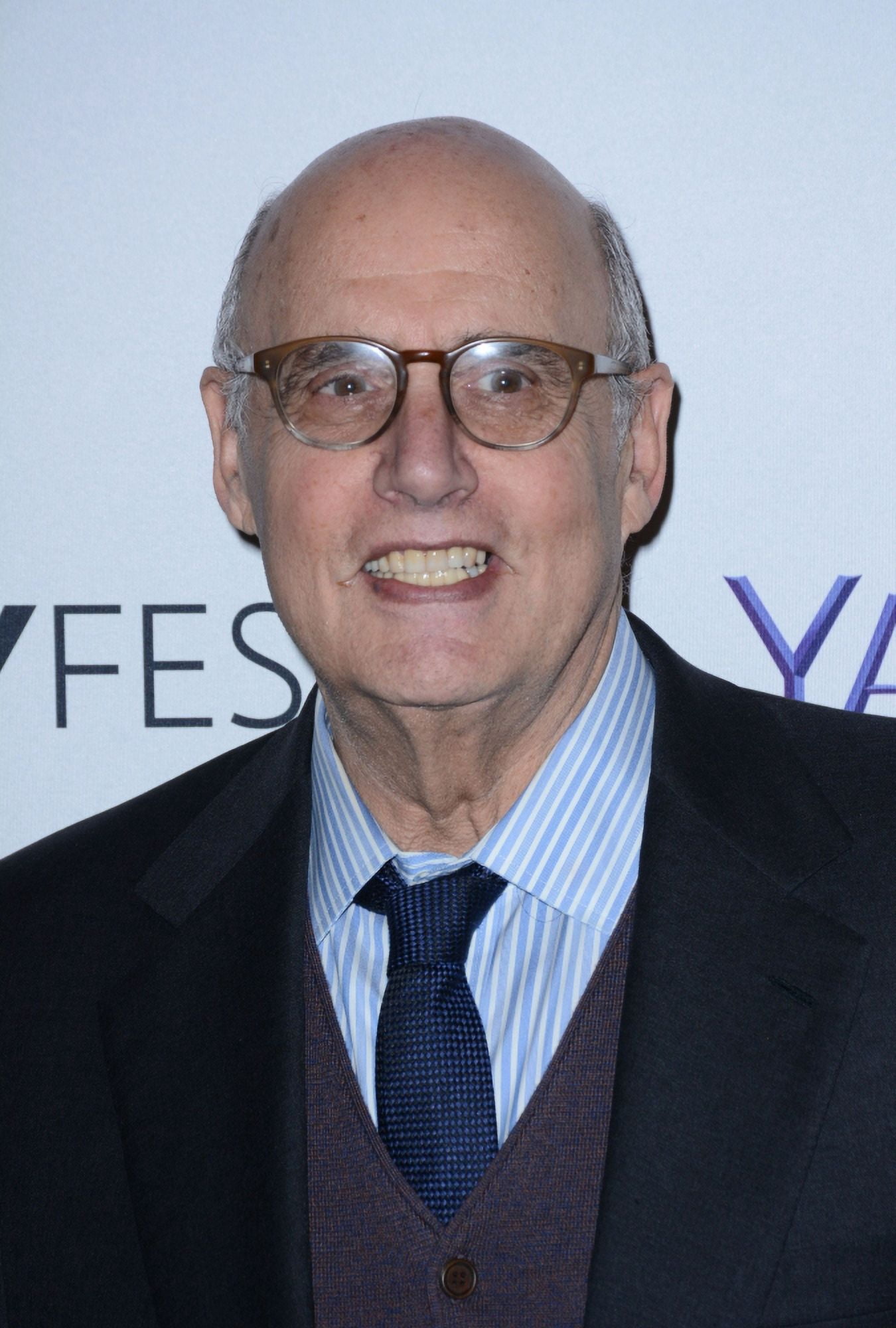 Jeffrey Tambor At Arrivals For Paleyfest New York Transparent Canvas Art - (16 x 20)