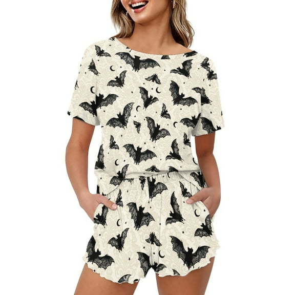 Jeiento Halloween Short Sleeve Pajama Sets for Women Two Piece Pjs Sets Fashion Sleepwear Nightwear Lounge Set for Ladies Casual Tee Top Pants, Scary Bats Print, Size 4XL