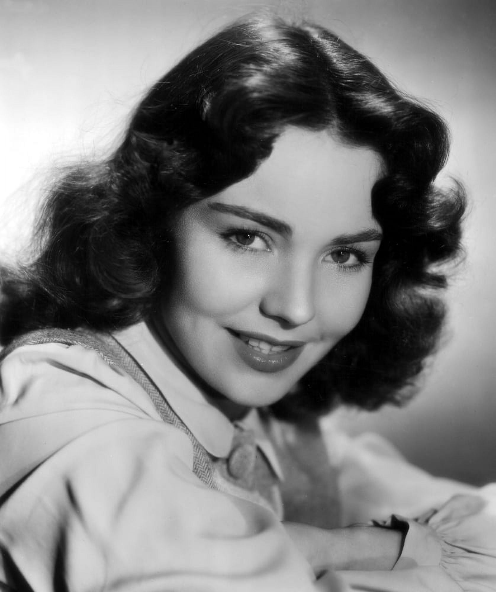 Jennifer Jones Canvas Art - (16 x 20)