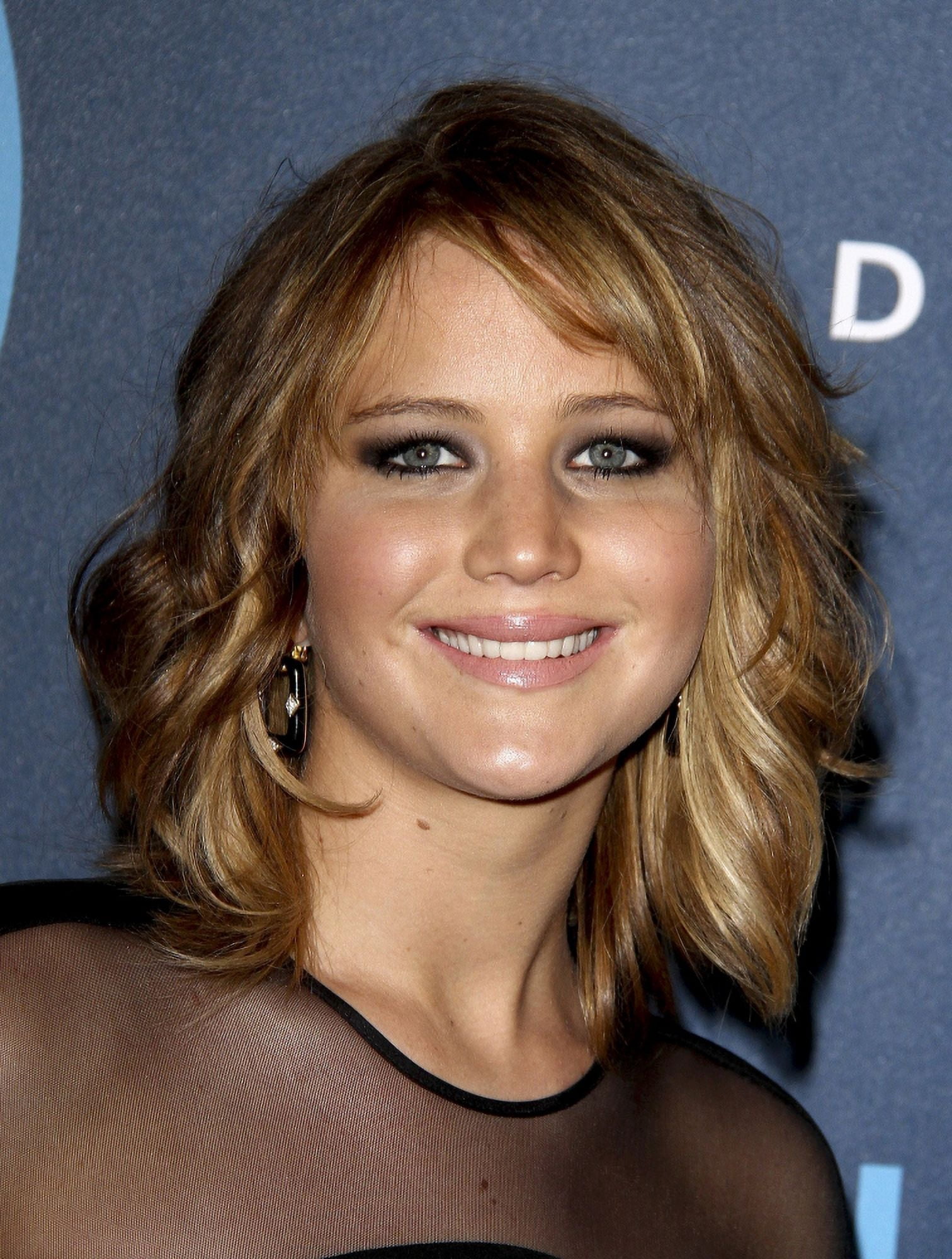 Jennifer Lawrence At Arrivals For 24Th Annual Glaad Media Awards La Canvas Art - (16 x 20)