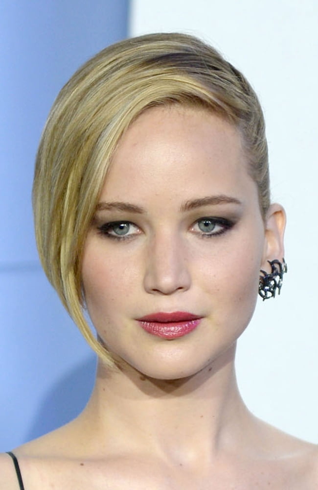 Jennifer Lawrence At Arrivals For X-Men Days Of Future Past Premiere Canvas Art - (16 x 20)