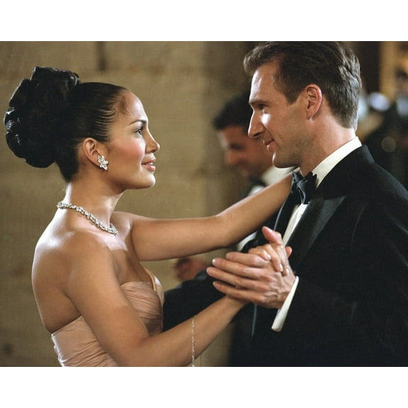 Jennifer Lopez Dancing With Ralph Fiennes Maid In Manhattan 24X36 Classic Hollywood Poster