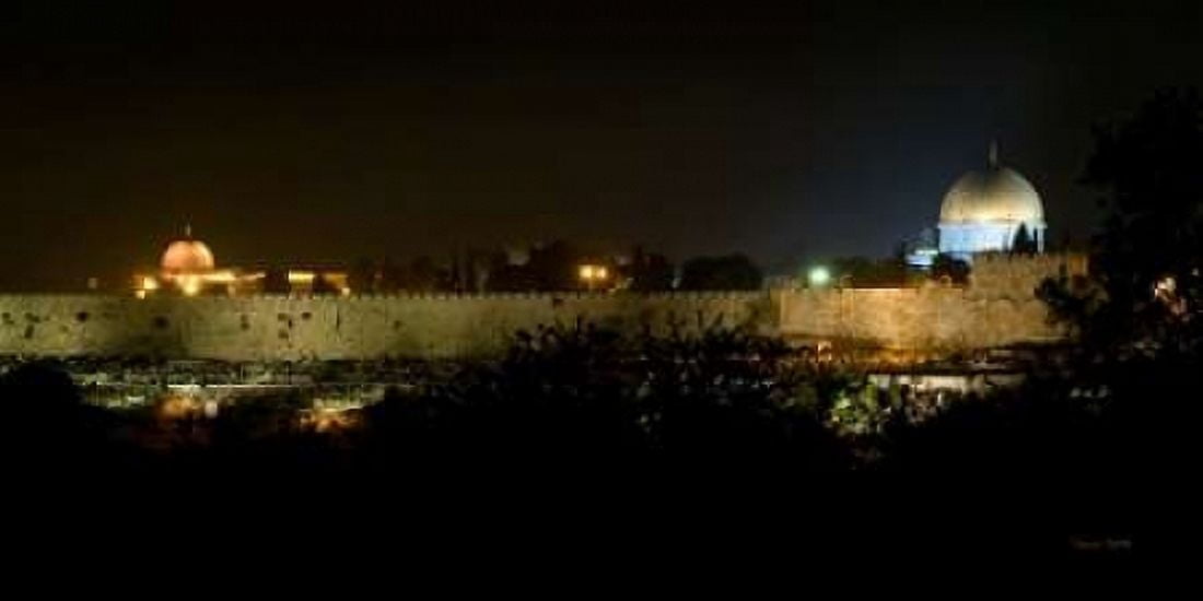 Jerusalem City on a Hill Canvas Art - Ramona Murdock (10 x 20)