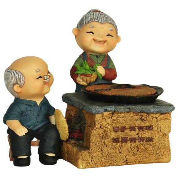 Jesscasday Romantics Resins Elderly Couple Figurine Ornament for Wedding or Valentines Gift