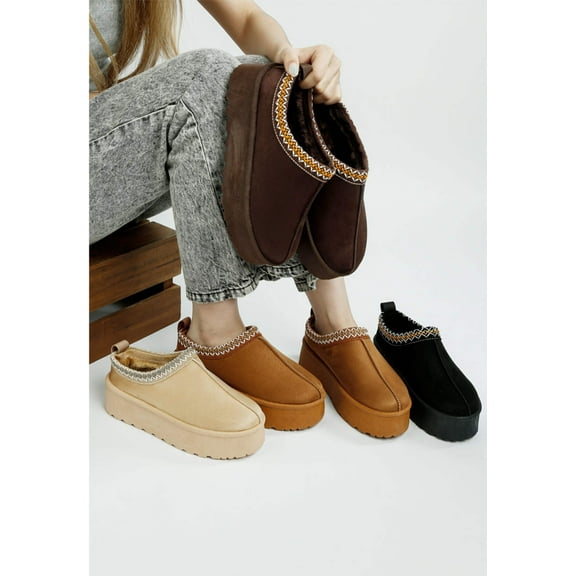 Jesters Embroidered Platform Classic Slip-On