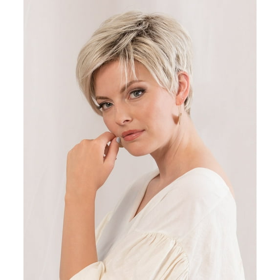 Jett Front Lace Line
