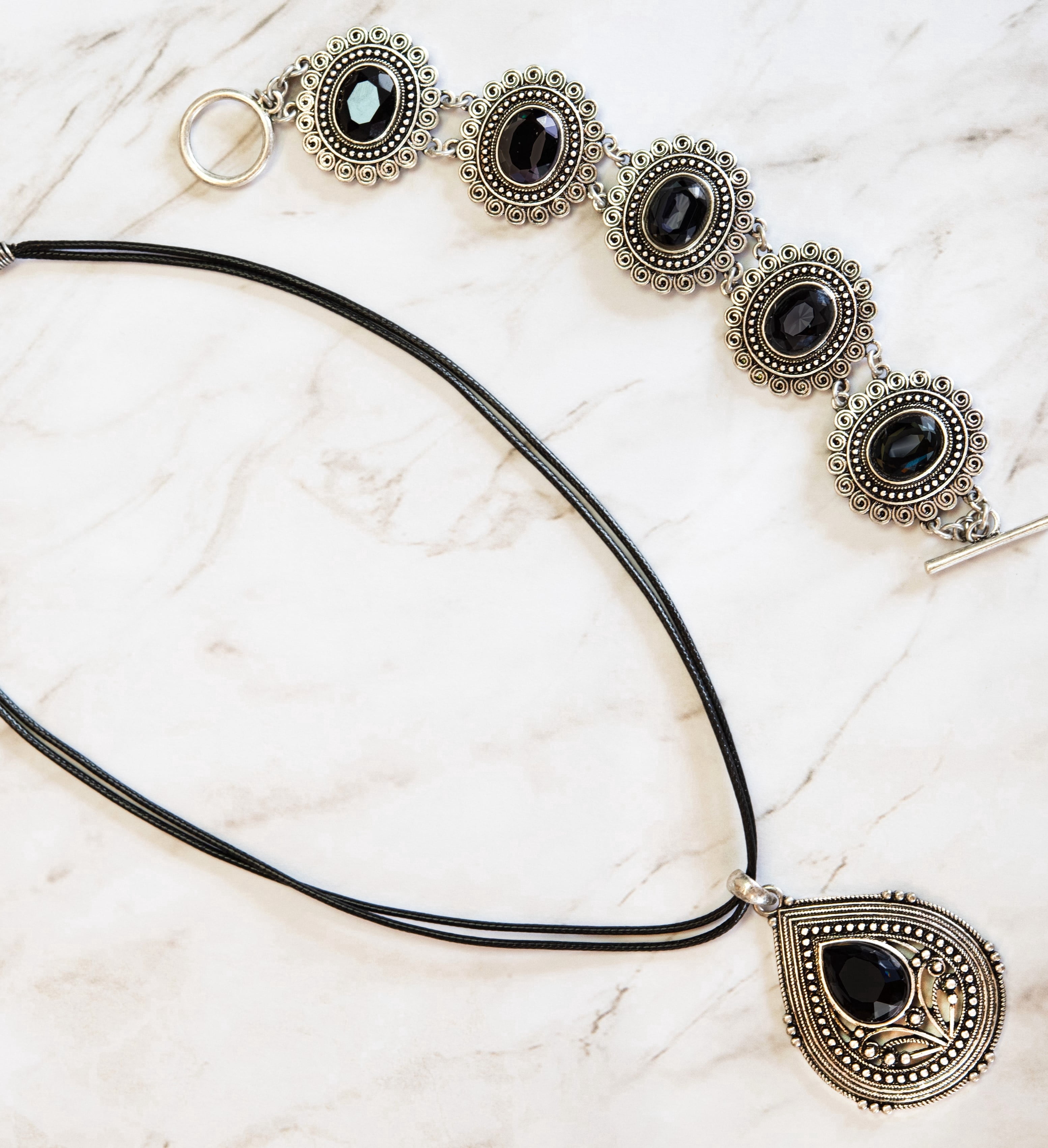 Vintage Style Black Onyx Necklace and Bracelet Set with Antique Silver Tone Finish Jewelry Necklace Bracelet Silver