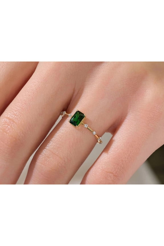 Emerald Cut Green Gemstone Ring for Women 14K Gold Vermeil Ring Dainty Solitaire Band with Accent Stones, Minimalist Birthday Gift Ring