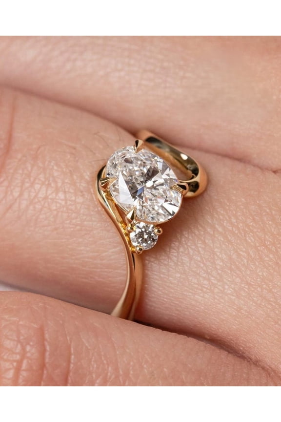 Oval Cut Wedding Gift Ring for Her 10K Yellow Gold Vermeil Elegant Moissanite Diamond Twist Band Modern Solitaire Promise Ring for Women