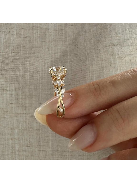 Round Cut Moissanite Ring, Floral Cluster Diamond Ring, 10K Vermeil Yellow Gold Promise Ring, Unique Solitaire Bridal Ring, Vintage Inspired Wedding Ring